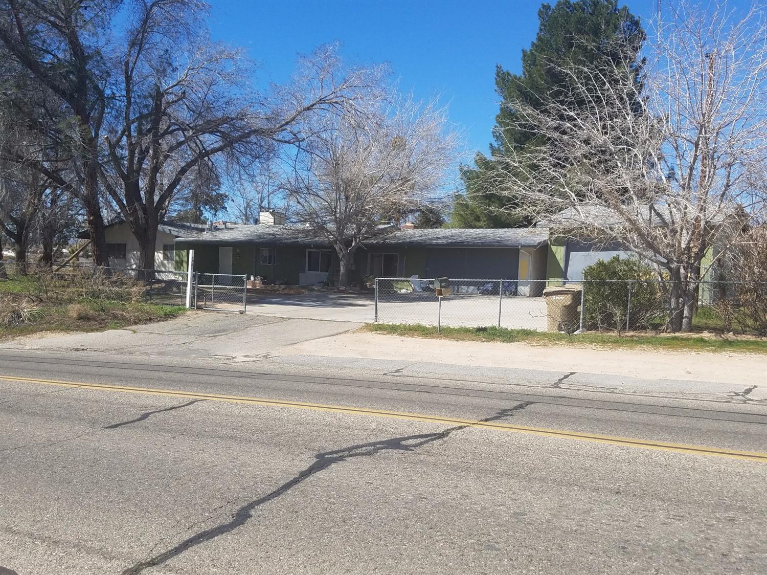 Hesperia, CA 92345