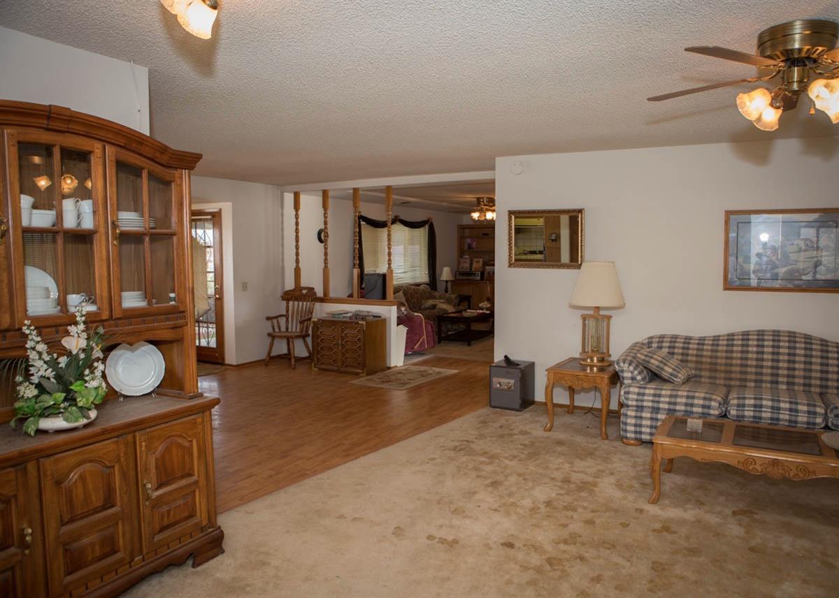 14592Live Oak St, Hesperia, CA 92345