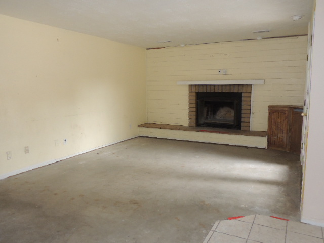 17170 Cholla AveHesperia, CA, 92345San Bernardino County