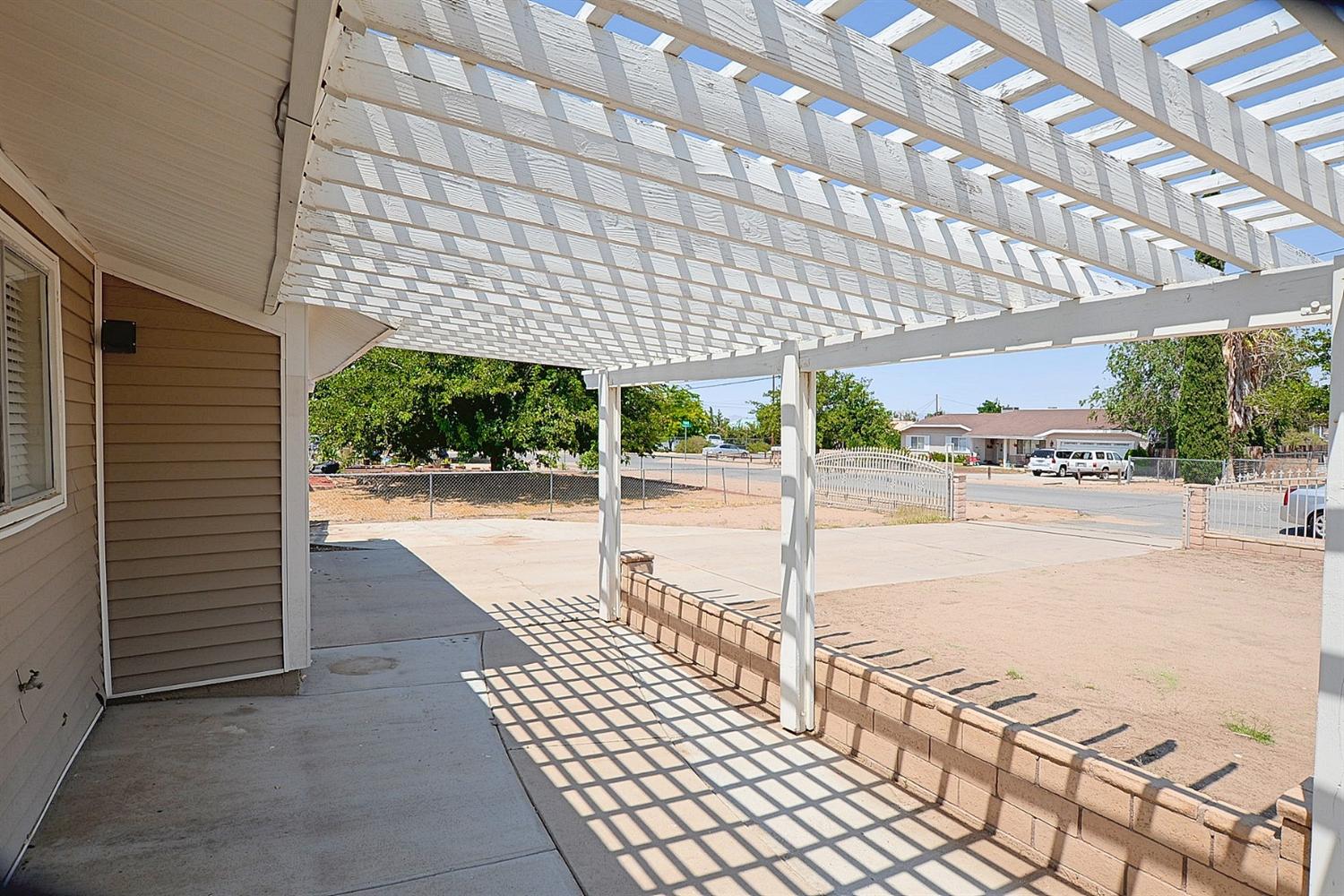 10798Lincoln Avenue, Hesperia, CA 92345