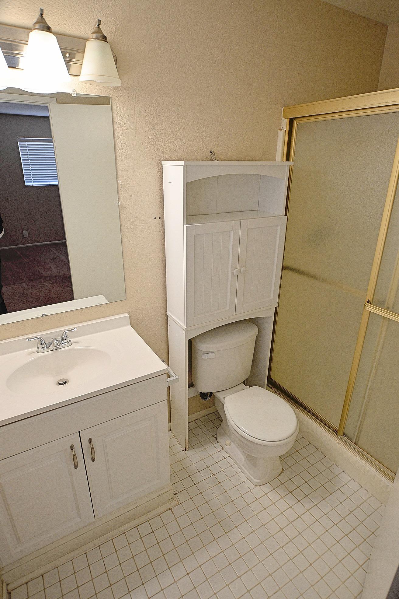 10798Lincoln Avenue, Hesperia, CA 92345