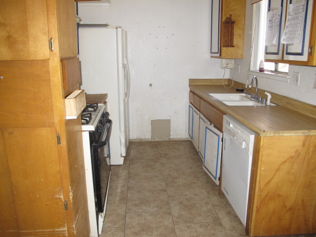 11183 Maple AveHesperia, CA, 92345San Bernardino County