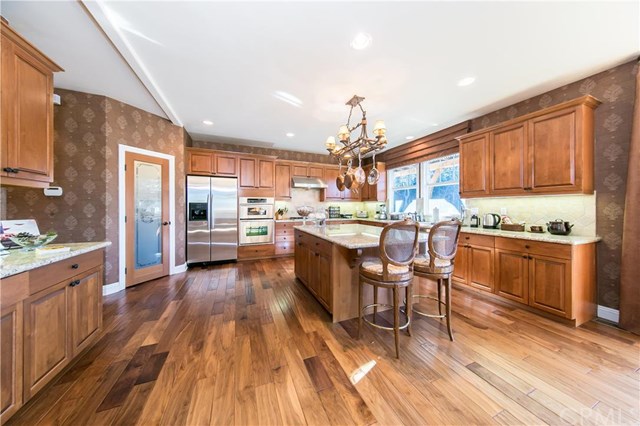 28469 Fresh Spring Lane, Lake Arrowhead, CA 92352