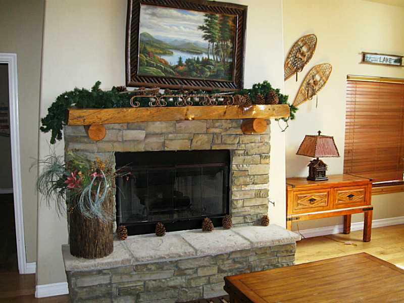 665 ZURICH, Lake Arrowhead, CA 92352