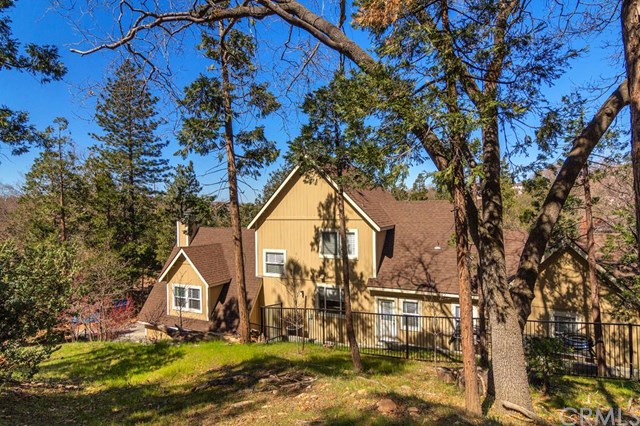 28791 Manitoba Drive, Lake Arrowhead, CA 92352