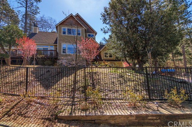 28791 Manitoba Drive, Lake Arrowhead, CA 92352