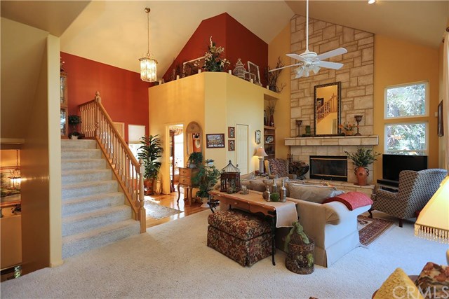 440 Rainier, Lake Arrowhead, CA 92352
