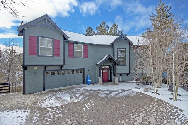 1036 Sandalwood Drive, Lake Arrowhead, CA 92352