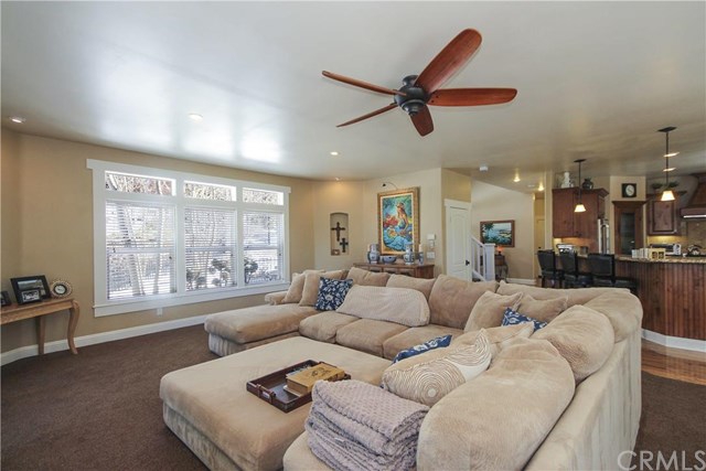 1036 Sandalwood Drive, Lake Arrowhead, CA 92352