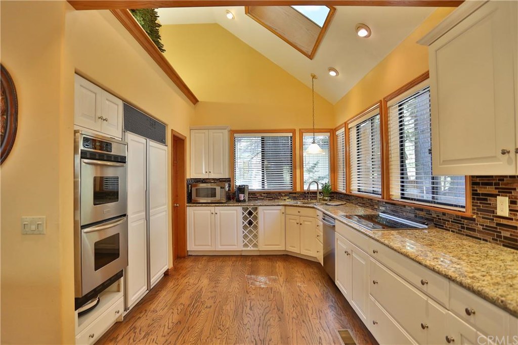 180 Grass Valley lots 31 & 32, Lake Arrowhead, CA 92352