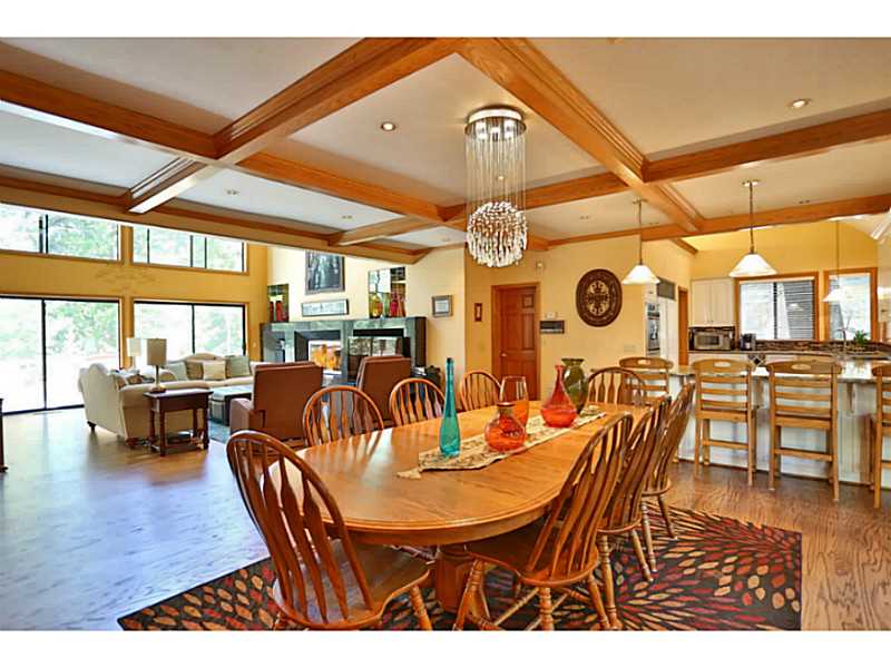 180 GRASS VALLEY #31 & 32, Lake Arrowhead, CA 92352