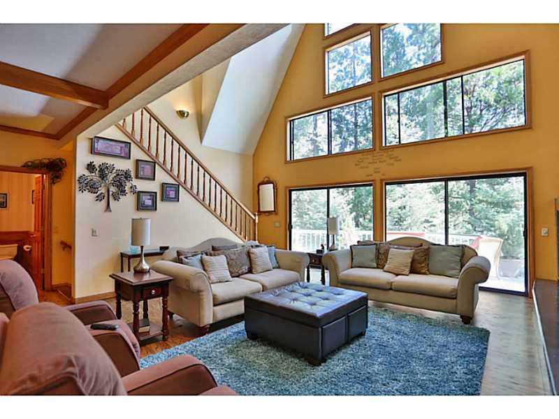 180 GRASS VALLEY #31 & 32, Lake Arrowhead, CA 92352