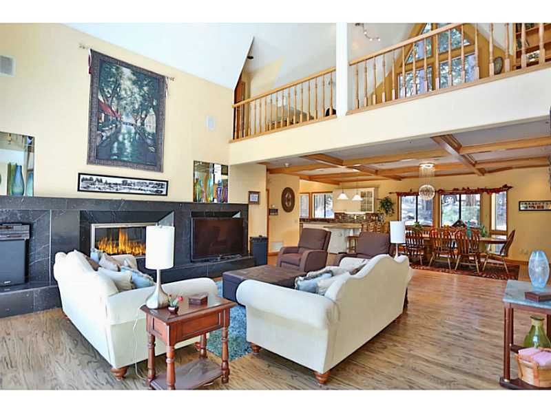 180 GRASS VALLEY #31 & 32, Lake Arrowhead, CA 92352