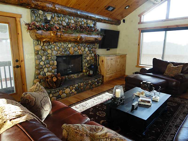 26665 AMADOR LN, Lake Arrowhead, CA 92352