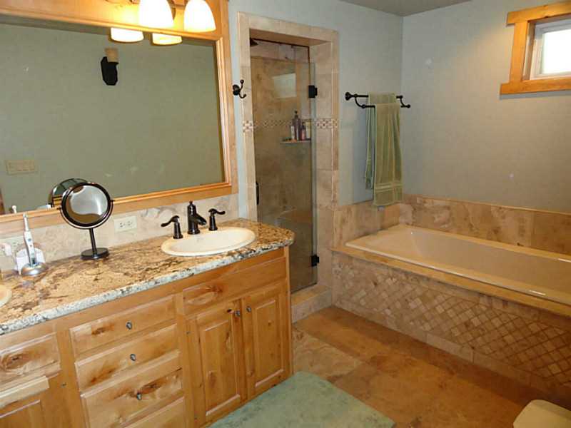 26665 AMADOR LN, Lake Arrowhead, CA 92352