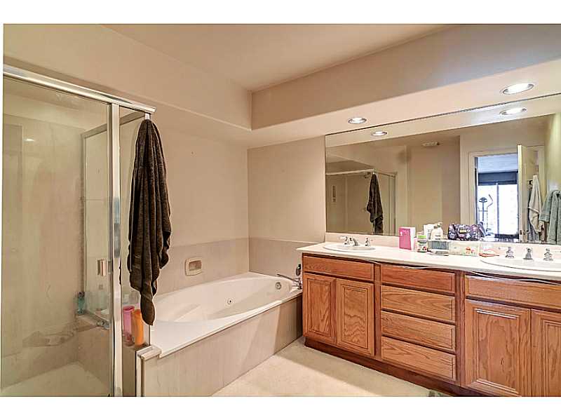332 LAKE RESORT ROAD, Lake Arrowhead, CA 92352
