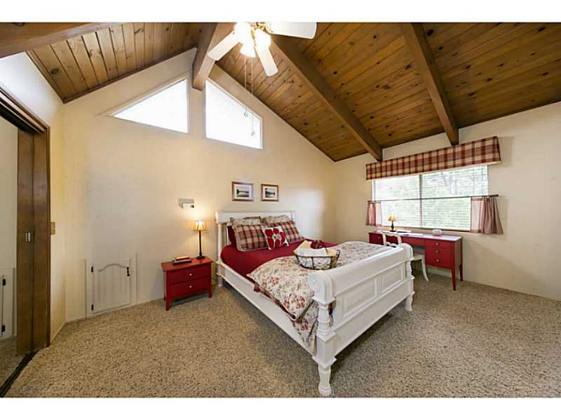 971 TIROL WAY, Lake Arrowhead, CA 92352