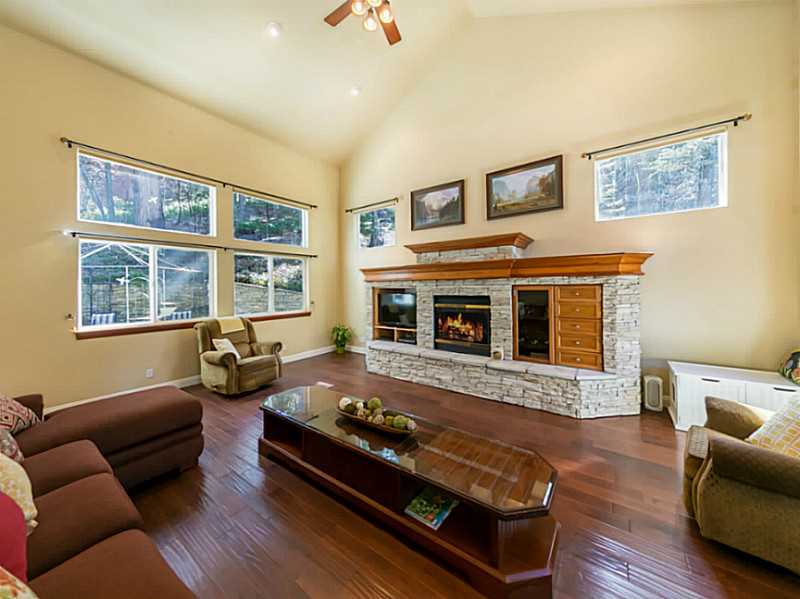 495 MERRIMACK, Lake Arrowhead, CA 92352
