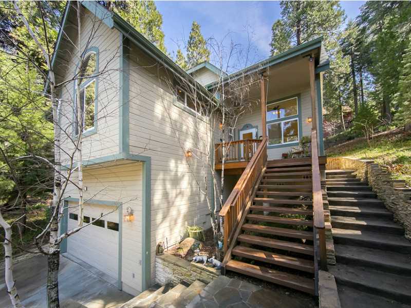 495 MERRIMACK, Lake Arrowhead, CA 92352