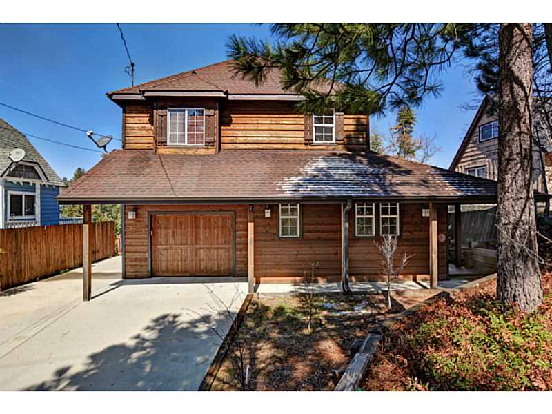 318 EMERALD DR, Lake Arrowhead, United States 92352