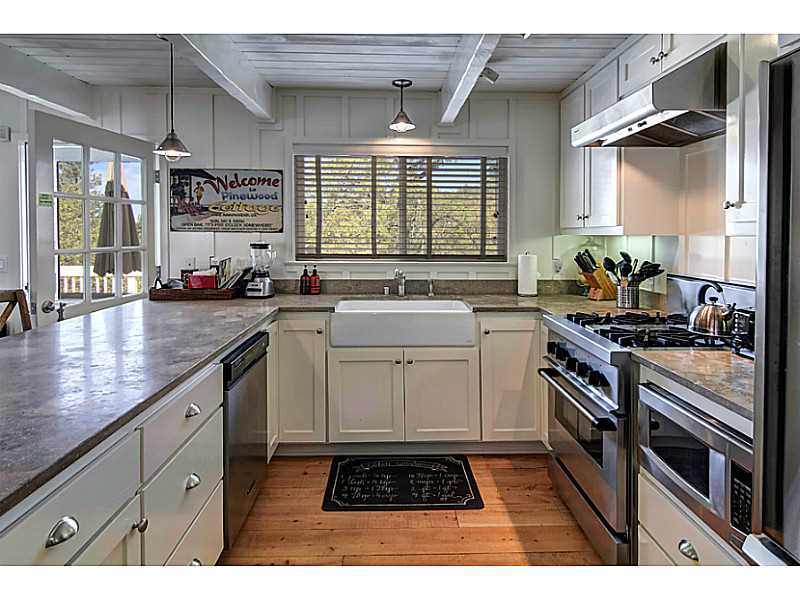1015 PINTAIL CIRCLE, Lake Arrowhead, CA 92352
