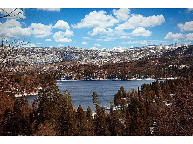 931 JAGERHORN DRIVE, Lake Arrowhead, CA 92352