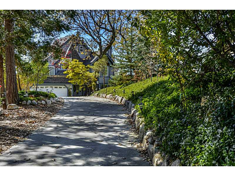 27973 St Bernard Ln, Lake Arrowhead, United States 92352