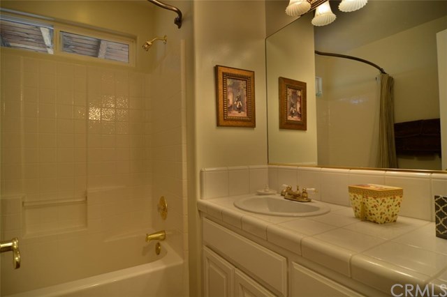 409 Emerald Drive, Lake Arrowhead, CA 92352