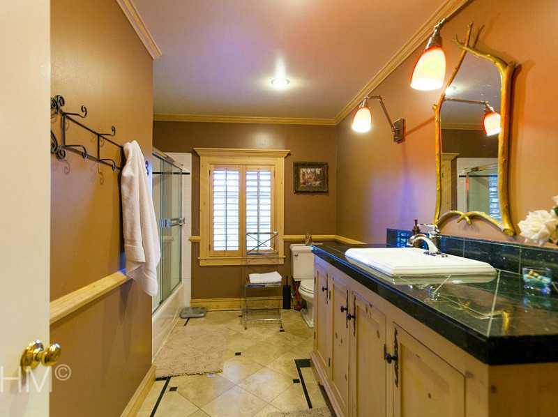 261 ST. HWY 173, Lake Arrowhead, CA 92352