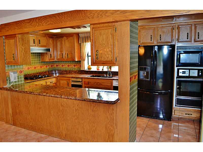 180 GRASS VALLEY #35 & 36, Lake Arrowhead, United States 92352