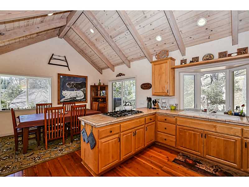 27424 ALPEN, Lake Arrowhead, CA 92352