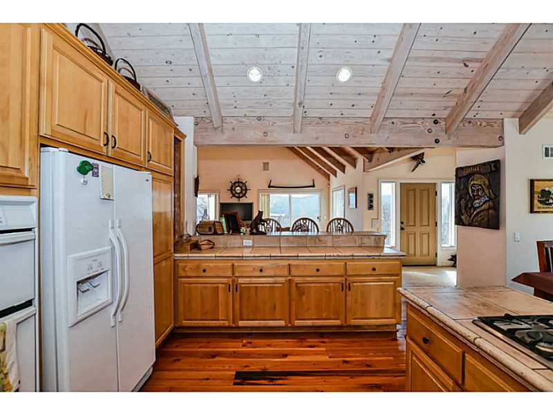 27424 ALPEN, Lake Arrowhead, CA 92352