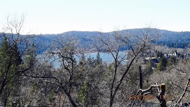 1063 Carousel Road, Lake Arrowhead, CA 92352