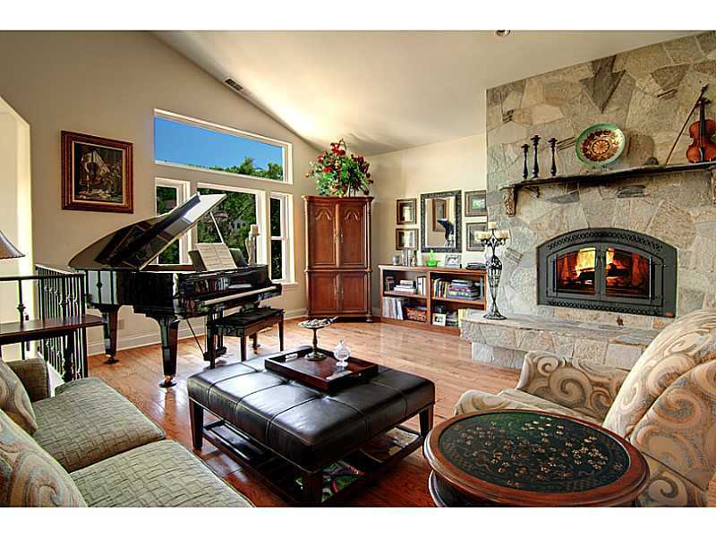 28316 NORTH BAY ROAD, Lake Arrowhead, CA 92352