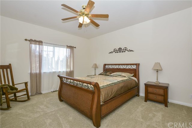 979 Grass Valley Road, Lake Arrowhead, CA 92352