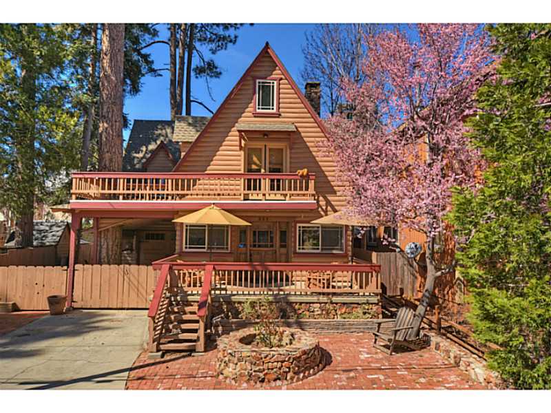 352 MAPLE, Lake Arrowhead, United States 92352