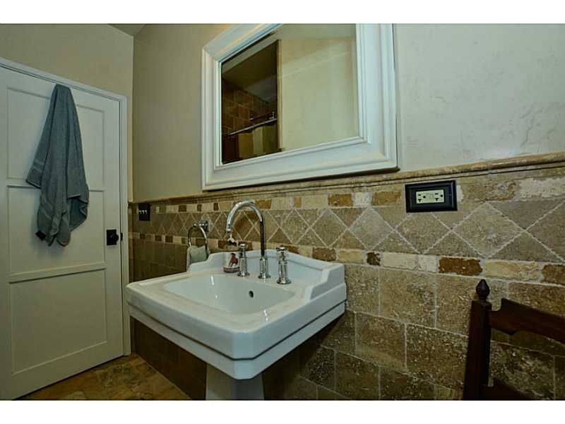 352 MAPLE, Lake Arrowhead, United States 92352