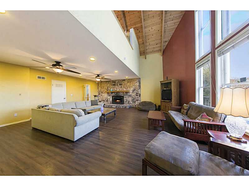 27464 ALPEN, Lake Arrowhead, CA 92352