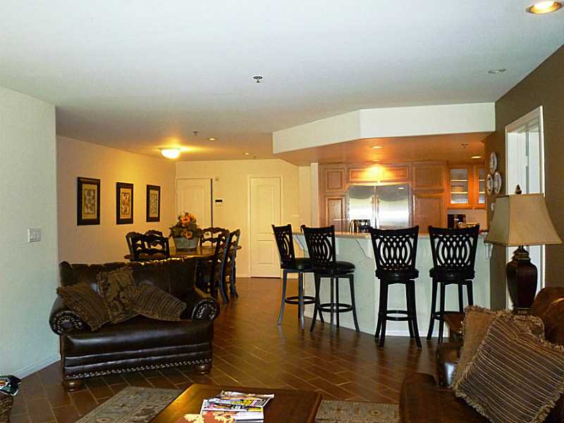 302 VILLA WAY, Lake Arrowhead, CA 92352