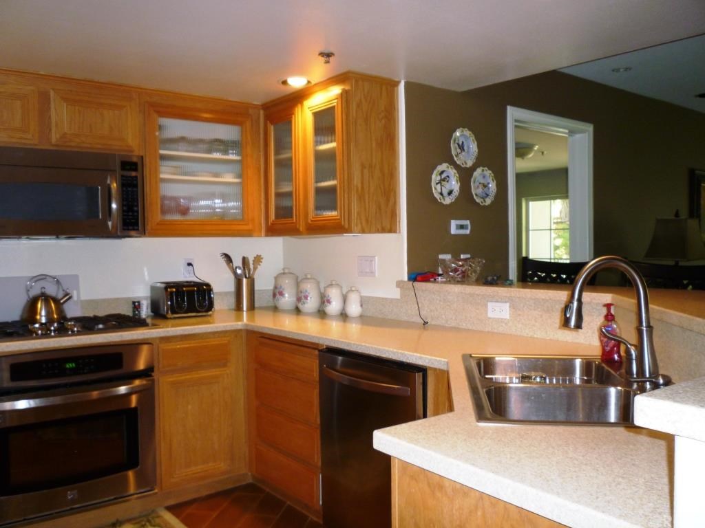 302 Villa Way, Lake Arrowhead, CA 92352