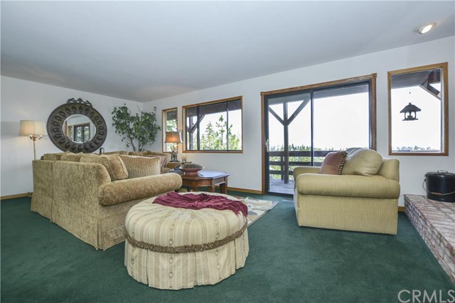 119 Cypress Drive, Lake Arrowhead, CA 92352