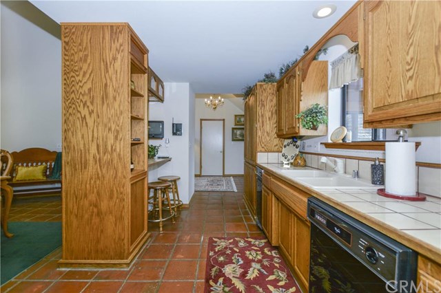 119 Cypress Drive, Lake Arrowhead, CA 92352