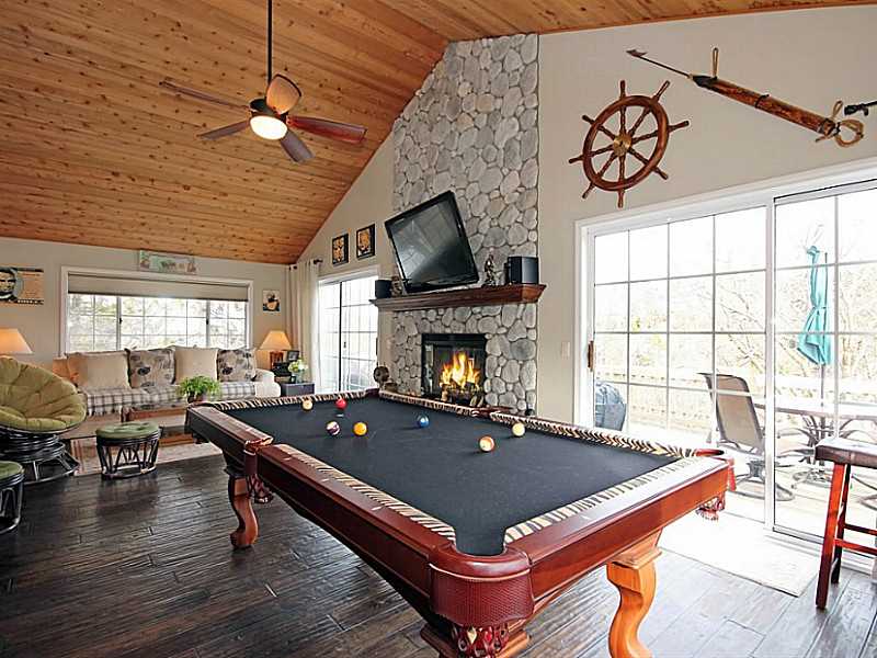 1212 PORTILLO, Lake Arrowhead, CA 92352