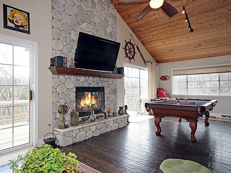 1212 PORTILLO, Lake Arrowhead, CA 92352