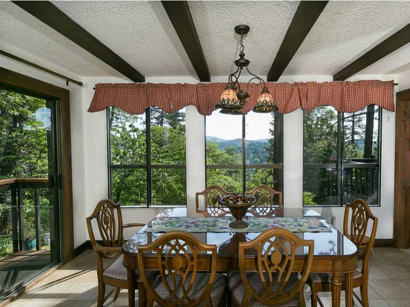 27987 ST BERNARD LN, Lake Arrowhead, CA 92352