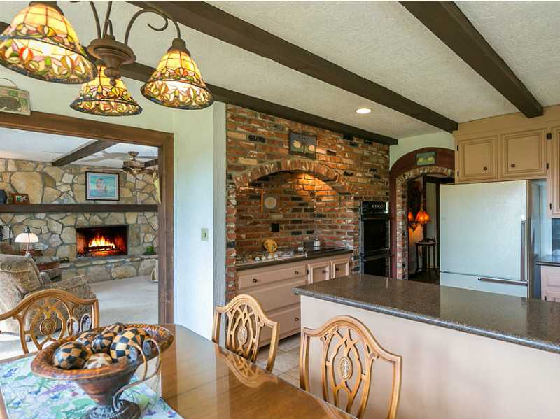27987 ST BERNARD LN, Lake Arrowhead, CA 92352