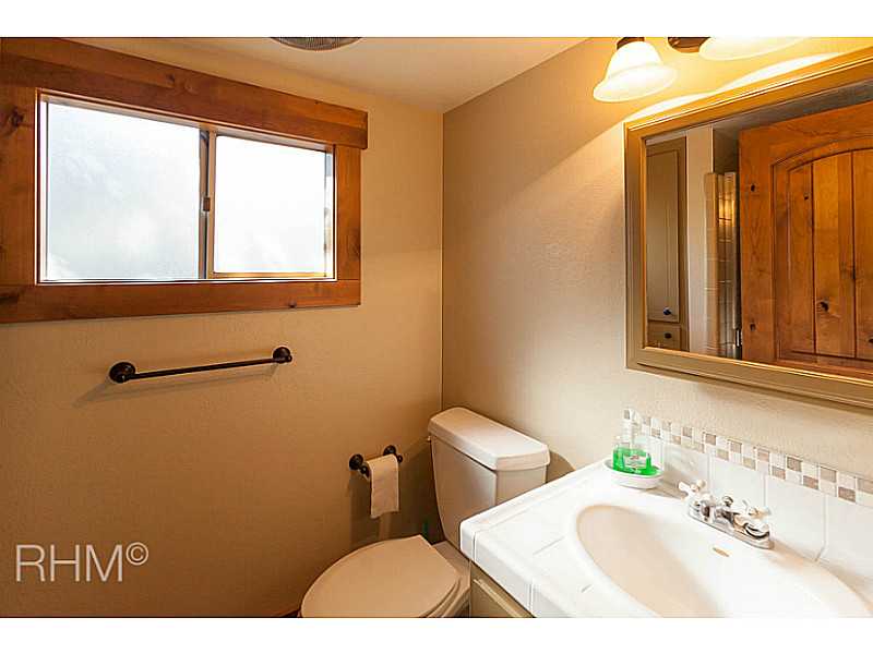 1162 NADELHORN, Lake Arrowhead, CA 92352