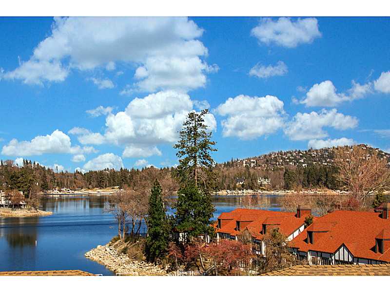 28050 HIGHWAY 189, Lake Arrowhead, CA 92352