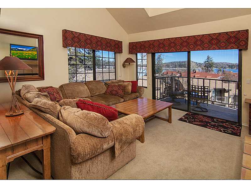 28050 HIGHWAY 189, Lake Arrowhead, CA 92352