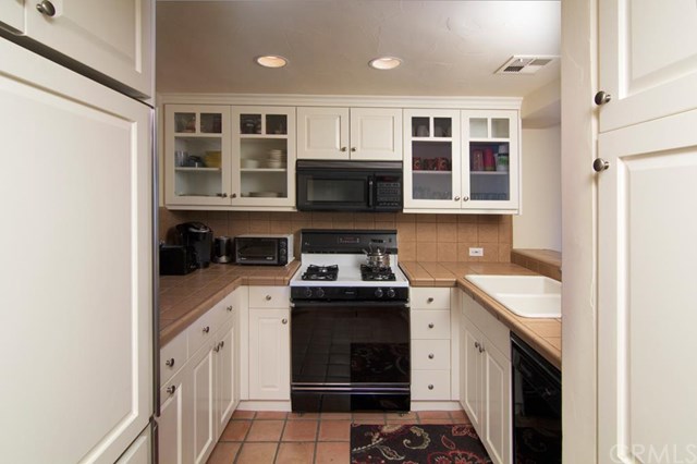 28050 Highway 189, Lake Arrowhead, CA 92352